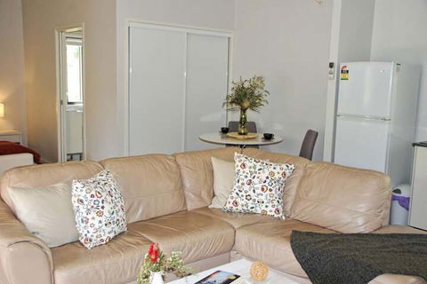 Crookneck Retreat - Rent Accommodation 6