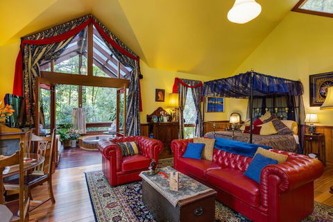 Arcadia Cottages - Rent Accommodation 2