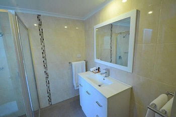 Avondel Motor Inn, Benalla - Rent Accommodation 6