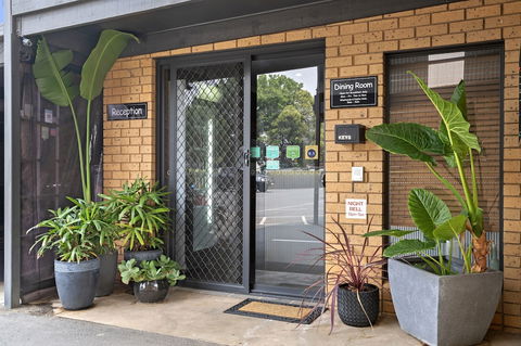 Avondel Motor Inn, Benalla - Rent Accommodation 2