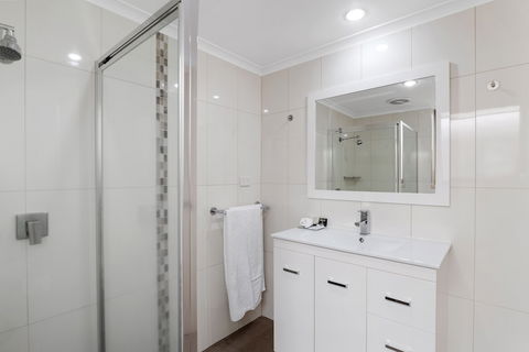 Avondel Motor Inn, Benalla - Rent Accommodation 5