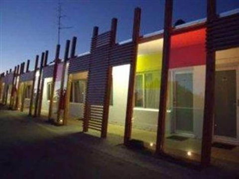 Drouin Motel - Rent Accommodation 1