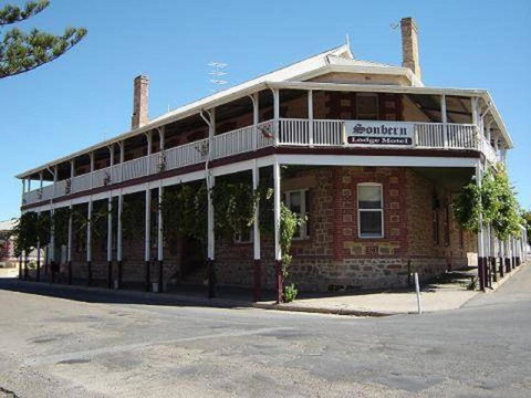 Sonbern Lodge Motel - Rent Accommodation 6