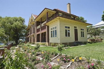 Cockatoo Island - Rent Accommodation 5