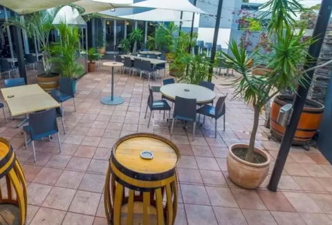 Lockleys Hotel - Rent Accommodation 6