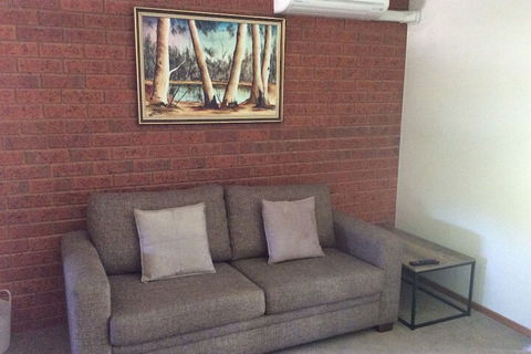 Greenways Holiday Units - Rent Accommodation 3