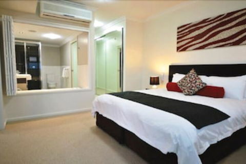 C2 Esplanade Serviced Apartments - Rent Accommodation 1