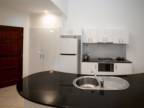 Anchorage Complex - Rent Accommodation 4