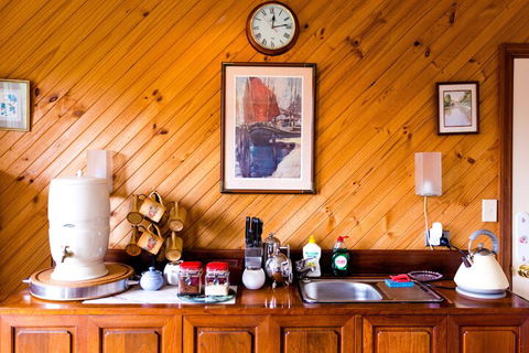 Albanys Big Grove Bed & Breakfast - Rent Accommodation 6