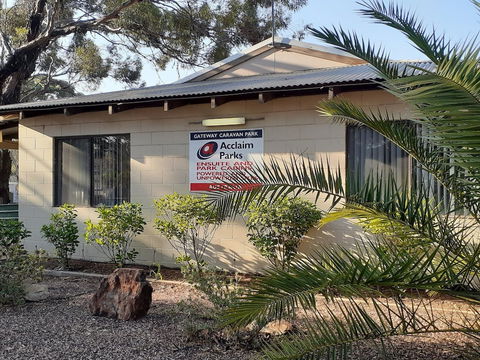 Acclaim Gateway Caravan Park - Rent Accommodation 1