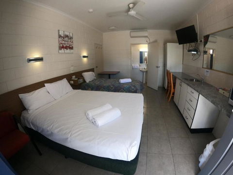 Coolabah Motel Townsville - Rent Accommodation 5