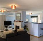 Salty Air Apartments Kingscote Kangaroo Island - Rent Accommodation