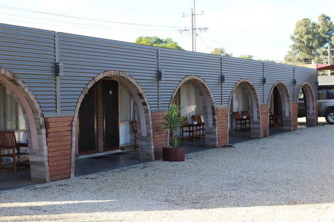Thomas Lodge Motel - Rent Accommodation 2