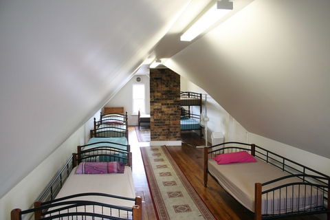 Arthouse Hostel - Rent Accommodation 0