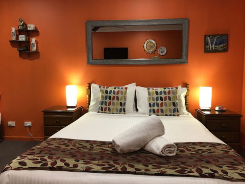 Aussie Rest Motel - Rent Accommodation 6