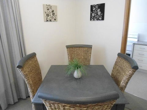 Ashwood Apartment Bellerive - Rent Accommodation 1