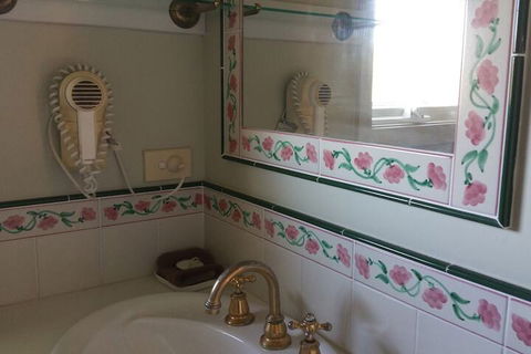 Casablanca Enchanted Cottage - Adults Only - Rent Accommodation 4
