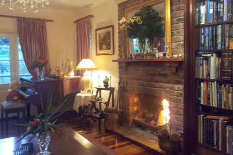 Amore Mt Tamborine - Rent Accommodation 3