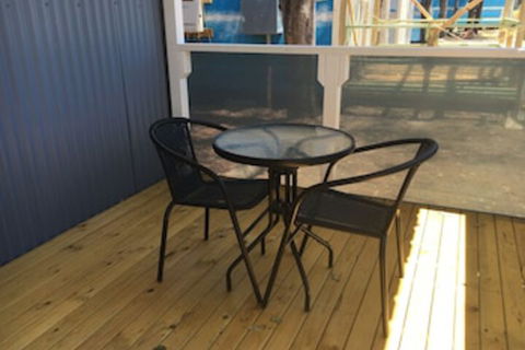 Australian Motor Homes Tourist Park - Rent Accommodation 0