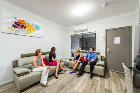 Athena Motel Apartments - Rent Accommodation 7