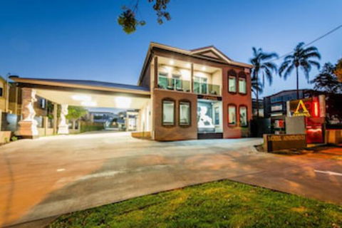 Athena Motel Apartments - Rent Accommodation 0