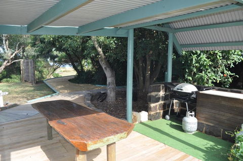 Bayview Boathouse - Rent Accommodation 4