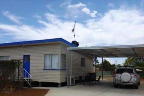Holiday House Clermont - Rent Accommodation 0