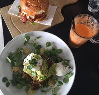 Lower East Cafe - Rent Accommodation