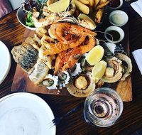 Steamers Bar and Grill - Rent Accommodation