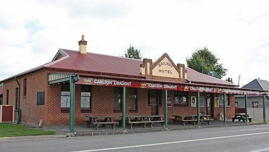 Spring Hill NSW Rent Accommodation
