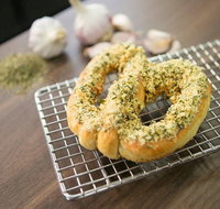 Pretzel World - Penrith - Rent Accommodation