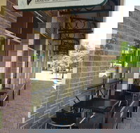 Ritz Cafe - Rent Accommodation