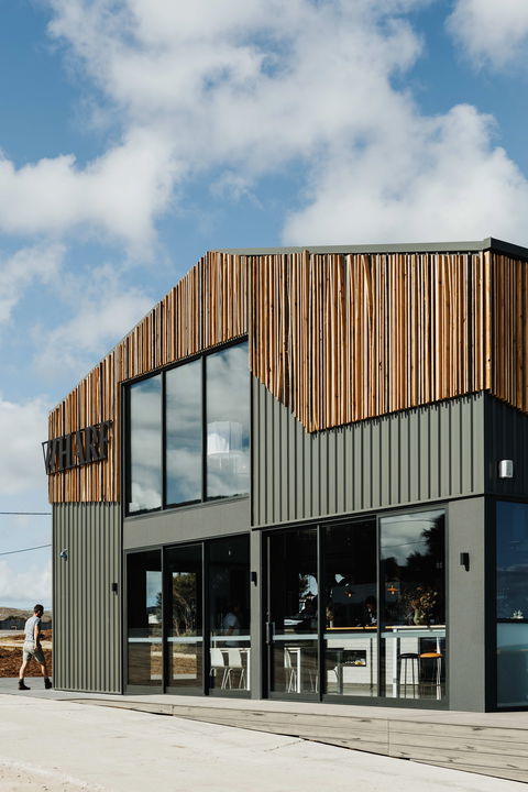 The Flinders Wharf - Rent Accommodation 1
