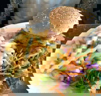 Buck's Diner - Rent Accommodation