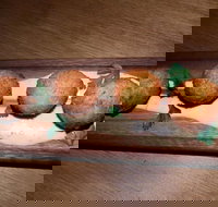 Groove Cafe - Rent Accommodation