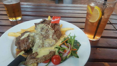 Judd's Pub - Rent Accommodation 0
