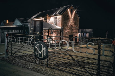 Boiler House Restaurant - Rent Accommodation 0