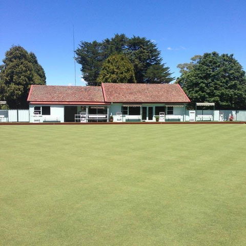 Lawson Bowling Club - Rent Accommodation 0