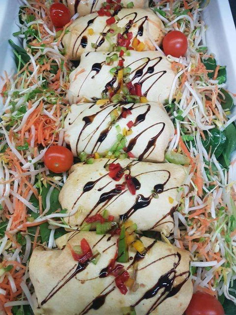 Zouki Cafe - Rent Accommodation 0