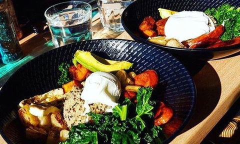 Mint Lebanese Cuisine - Rent Accommodation 6