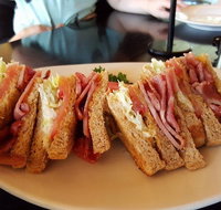 Flame Lounge  Dining - Rent Accommodation