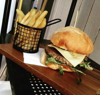 Rocco's Cafe - Rent Accommodation