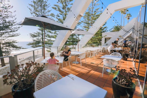 Windjammers Restaurant - Rent Accommodation 0