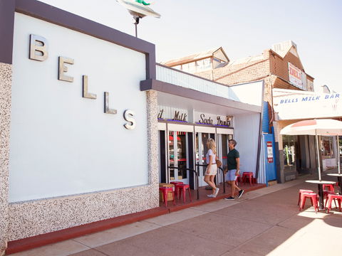 Bells Milk Bar And Museum - Rent Accommodation 0