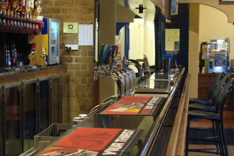 Mulga Hill Tavern - Rent Accommodation 0