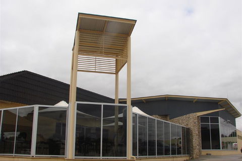 Mulga Hill Tavern - Rent Accommodation 1