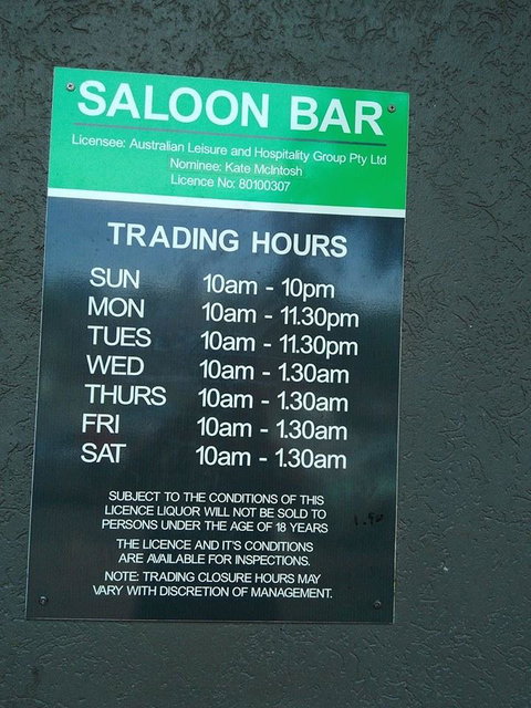 Airport Tavern - Rent Accommodation 15