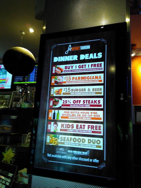 Airport Tavern - Rent Accommodation 16