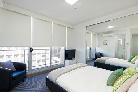 Astra Apartments North Sydney - Rent Accommodation 12