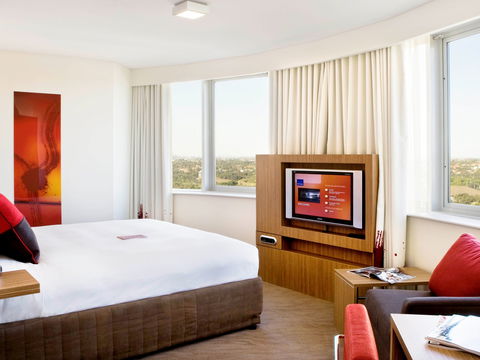 Novotel Sydney Olympic Park - Rent Accommodation 5